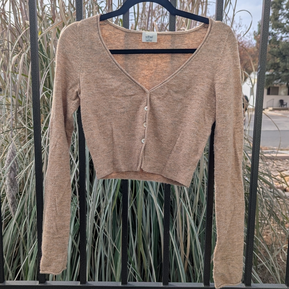 Aritzia Wilfred Santorini cardigan